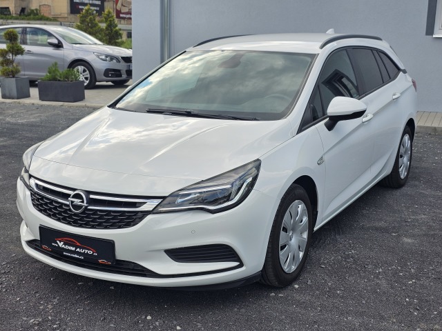 Opel Astra 1.6 CDTi 81kW NAVI ČR NOVÉ