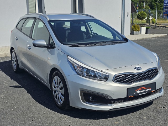 Kia Ceed 1.6CRDi 100kW ČR NOVÉ 1MAJITEL