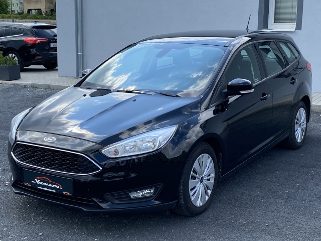 Ford Focus 1.5TDCi 88kW ČR NOVÉ 1.MAJITEL