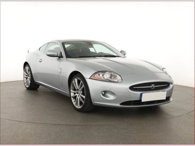 Jaguar XK8