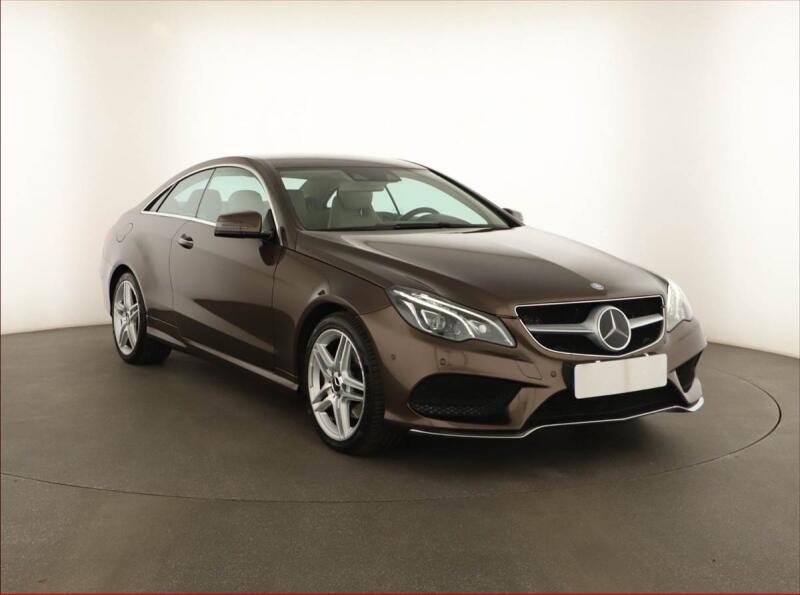 Mercedes-Benz Triedy E
