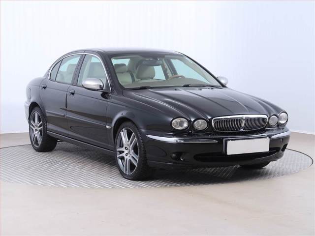 Jaguar X-Type