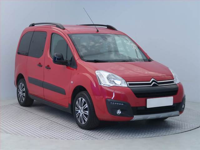 Citroën Berlingo 1.6 HDi, 7Míst, ČR