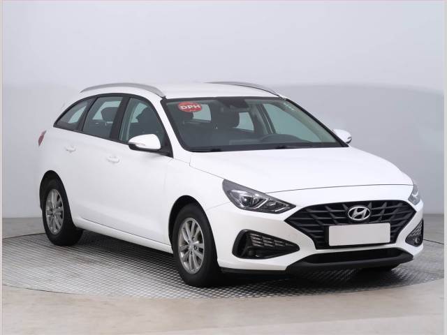 Hyundai i30 1.6 CRDi, Automat, ČR,1.maj