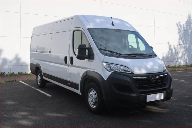 Opel Movano