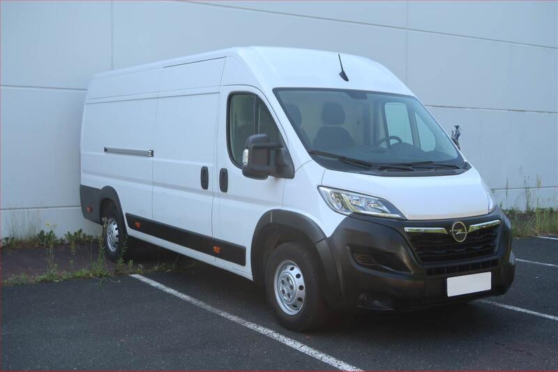 Opel Movano