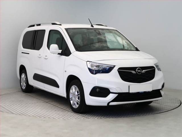 Opel Combo Maxi 1.5 CDTI, 5Míst, ČR, 1Maj