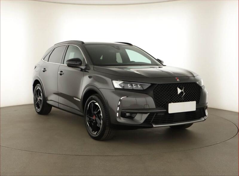 DS Automobiles DS7 Crossback