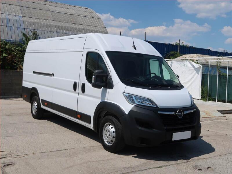 Opel Movano