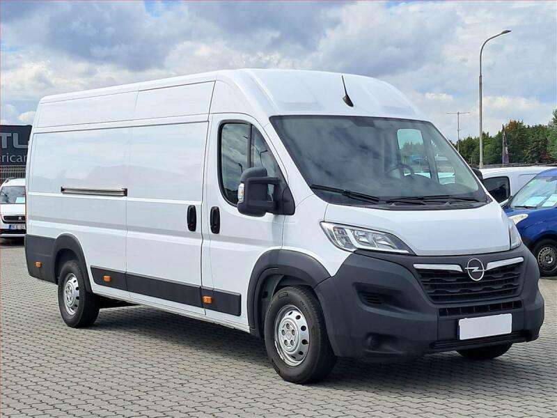 Opel Movano