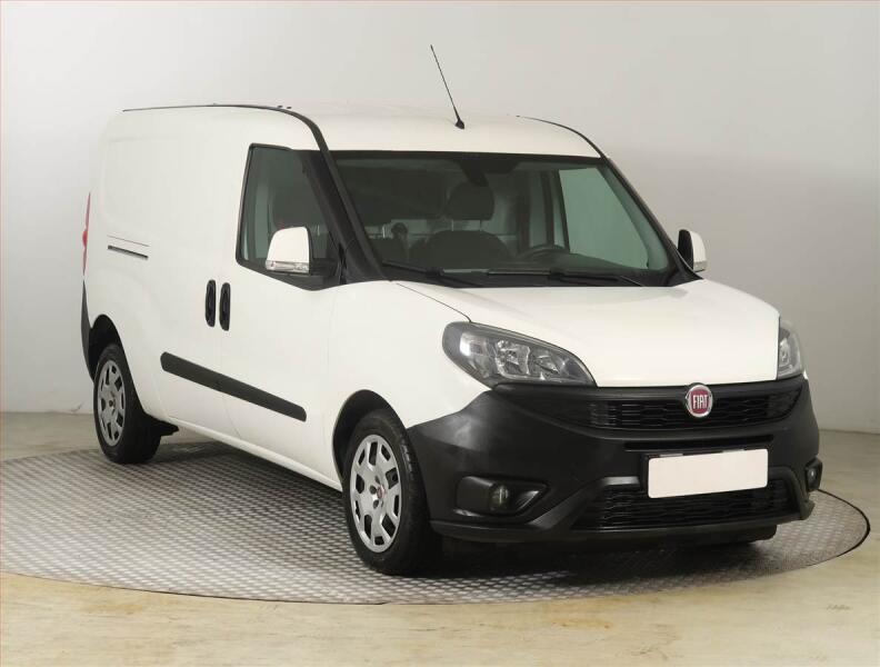Fiat Dobl�