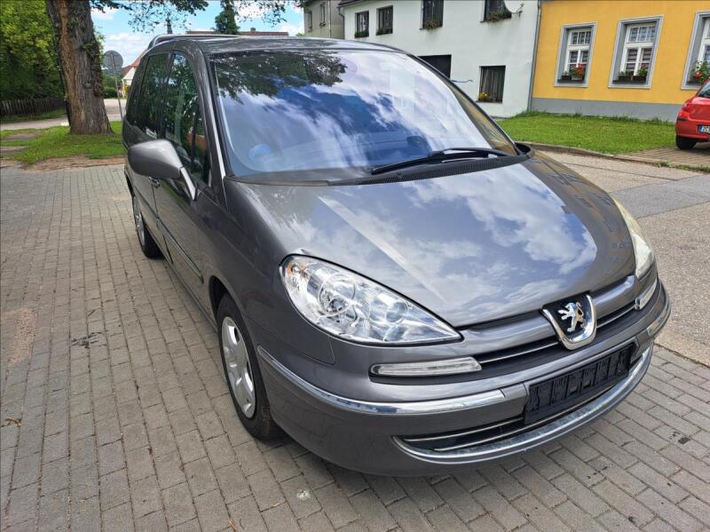Peugeot 807