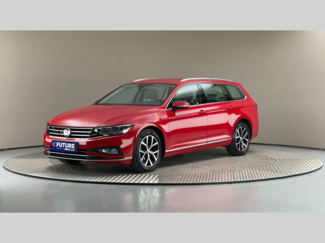 Volkswagen Passat Variant 1.5 TSI DSG Elegance