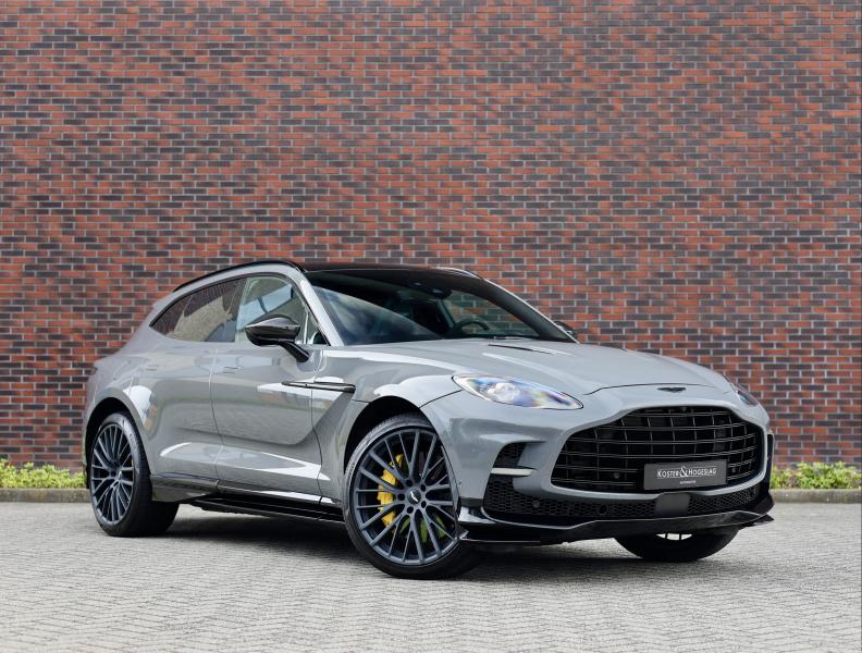 Aston Martin DBX