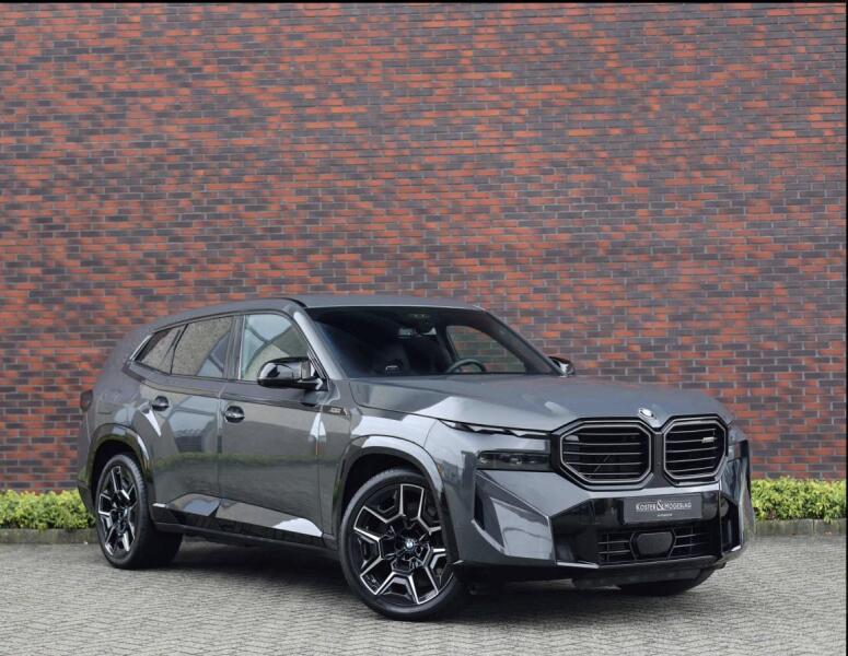 BMW XM