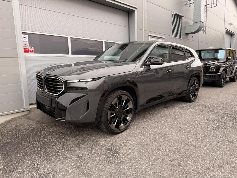 BMW XM