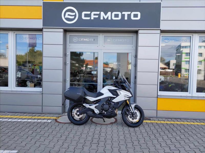 CFMOTO
