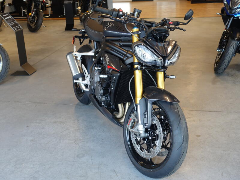 Triumph Speed Triple 1200