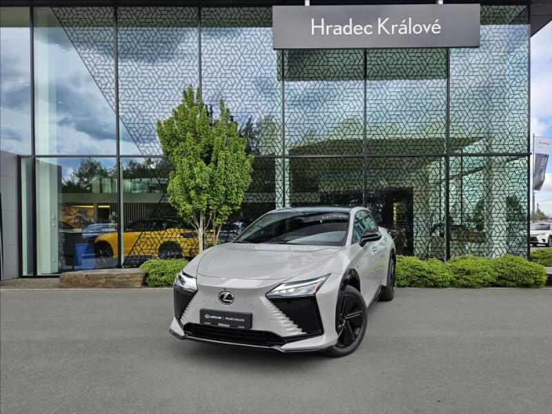 Lexus RZ550e