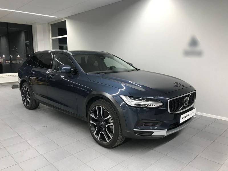 Volvo V90