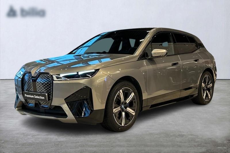 BMW iX