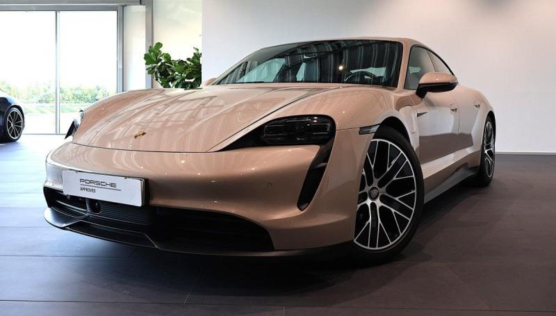 Porsche Taycan
