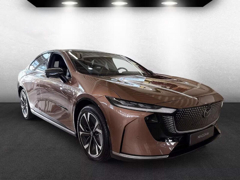 Mazda 6e