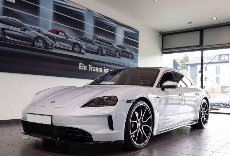 Porsche Taycan