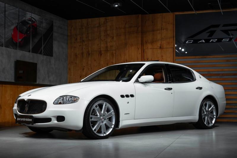Maserati Quattroporte