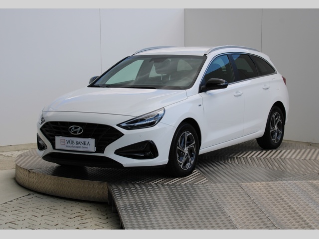 Hyundai i30 1,5 T-GDi MHEV 117,5 kW A/T