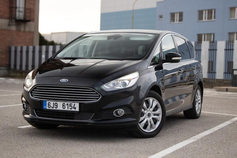 Ford S-MAX