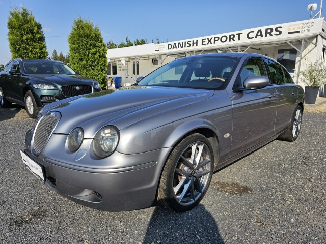 Jaguar S-Type