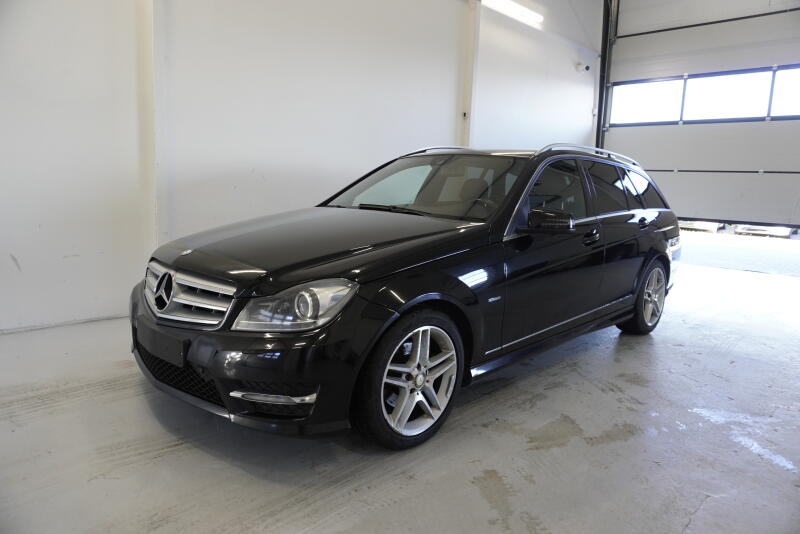 Mercedes-Benz Triedy C