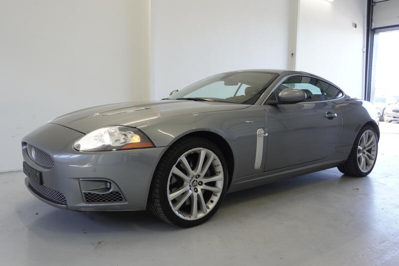 Jaguar XKR