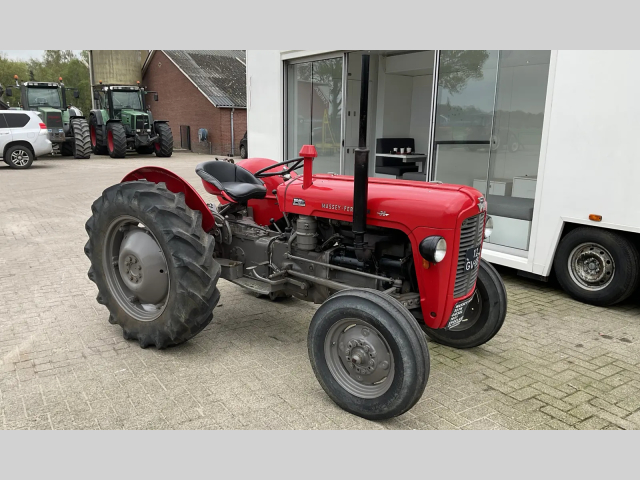 Massey Ferguson