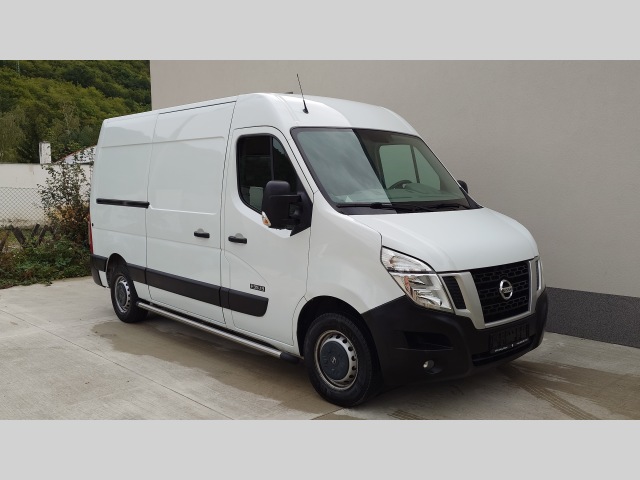 Nissan NV400