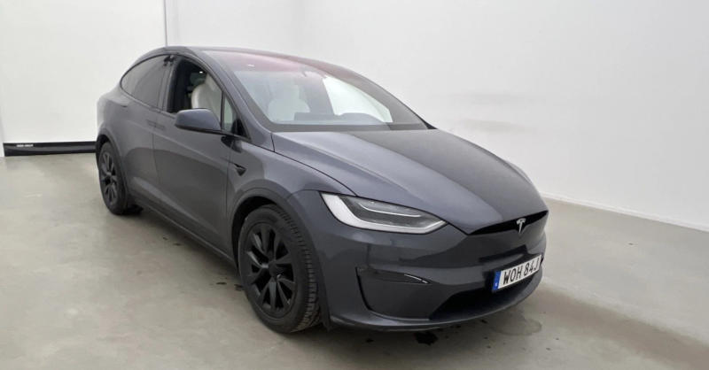 Tesla Model X