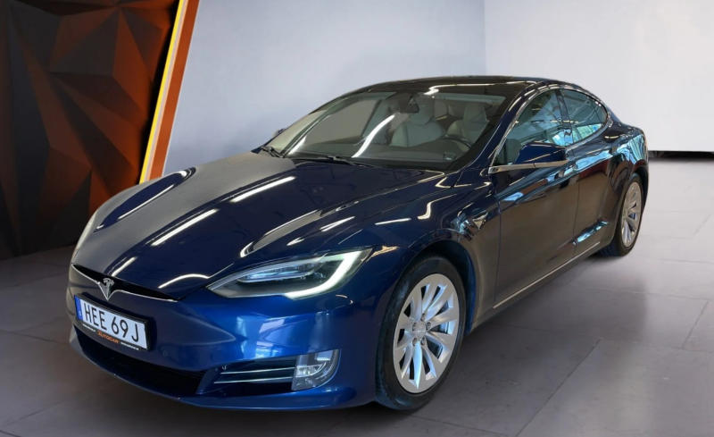 Tesla Model S