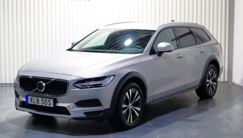 Volvo V90