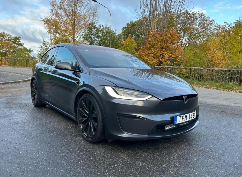 Tesla Model X