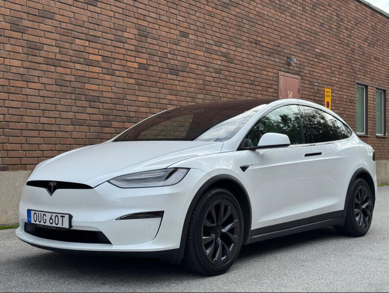 Tesla Model X