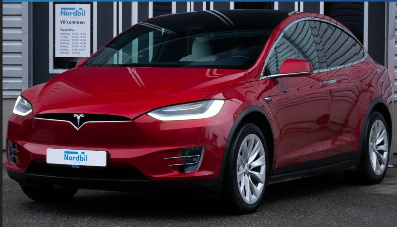 Tesla Model X