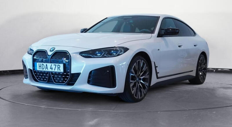 BMW i4