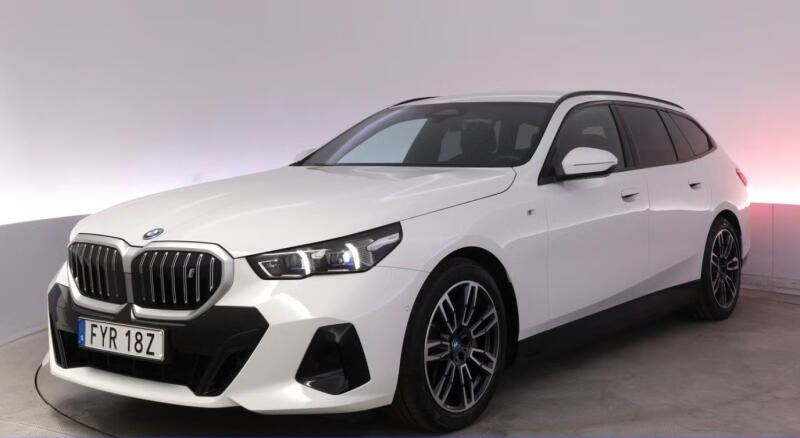 BMW i5