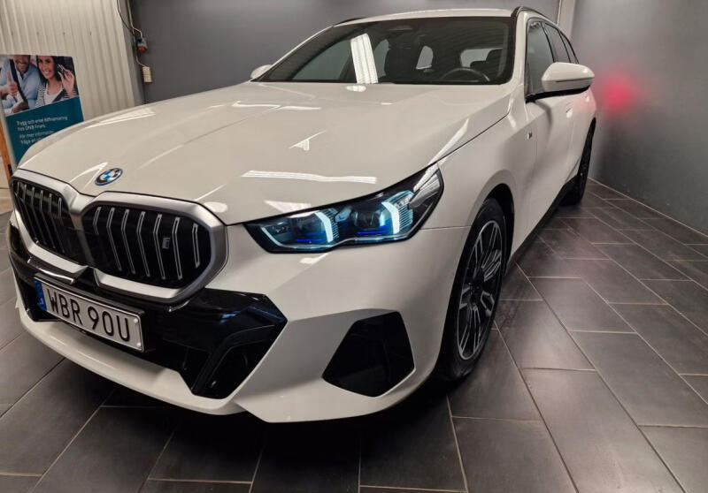 BMW i5