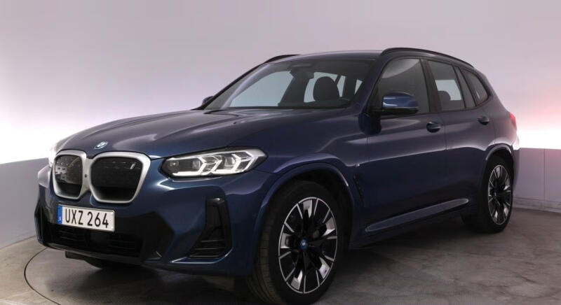 BMW iX3