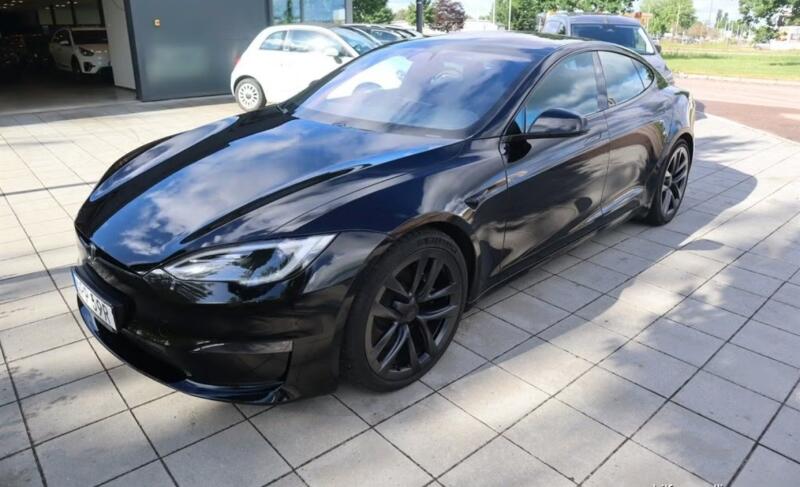 Tesla Model S
