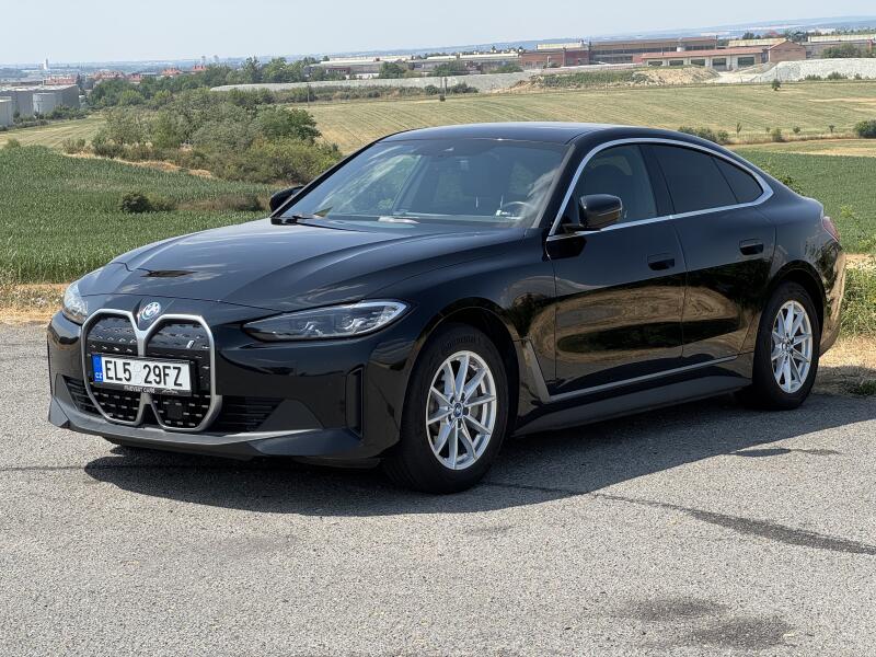 BMW i4