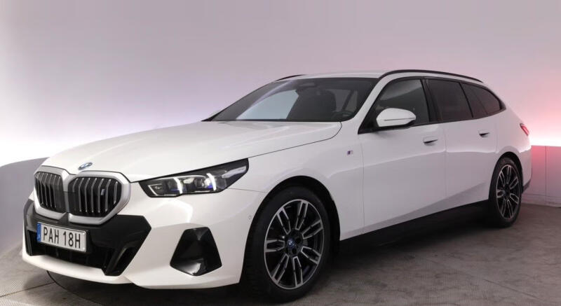 BMW i5