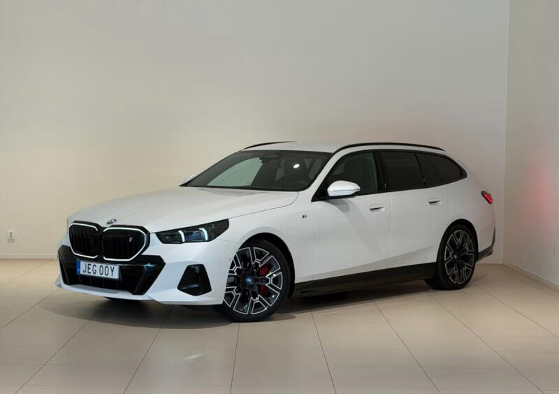 BMW i5
